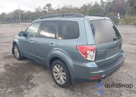 2012 Subaru Forester 2.5X Premium из США, поврежденный, VIN JF2SHADC3CH446890